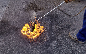 Kneesworth flat roofing repairs